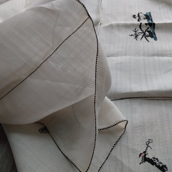 Vintage Linen Tablecloth & Napkins Set Black Cross Stitch Dragon Boat Pagoda - Picture 13 of 16